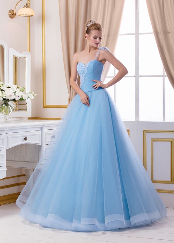 9 Vestidos de Cinderela tão lindos que agradam mais que o próprio príncipe  / Incrível