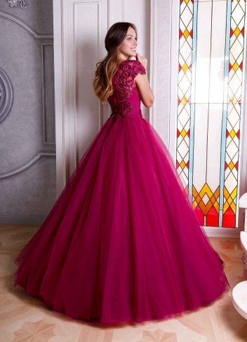 Ivana_Beaumond_Paris_Debutante_Primeiro_Amor_15