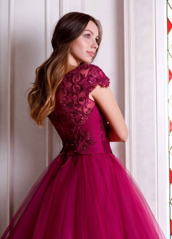 Ivana_Beaumond_Paris_Debutante_Primeiro_Amor_17