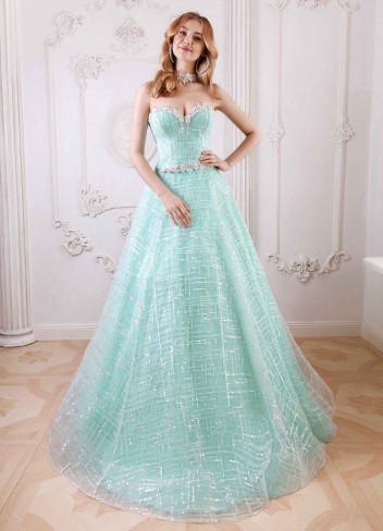 Ivana_Beaumond_Paris_Debutante_Primeiro_Amor_29