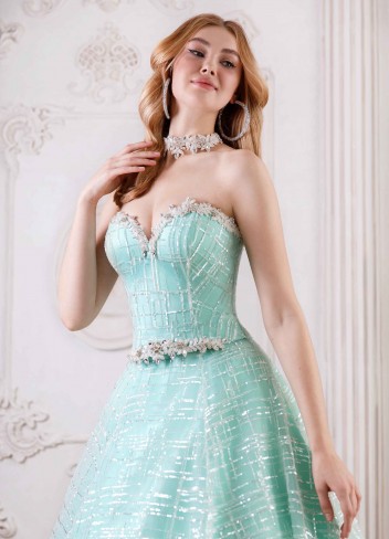 Ivana_Beaumond_Paris_Debutante_Primeiro_Amor_32