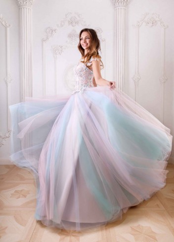 Ivana_Beaumond_Paris_Debutante_Primeiro_Amor_38