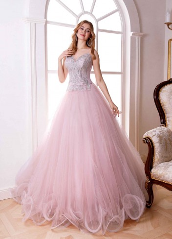 Ivana_Beaumond_Paris_Debutante_Primeiro_Amor_4