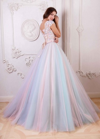 Ivana_Beaumond_Paris_Debutante_Primeiro_Amor_40