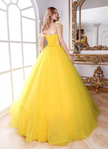 Ivana_Beaumond_Paris_Debutante_Primeiro_Amor_64