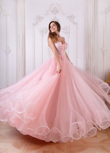 Ivana_Beaumond_Paris_Debutante_Primeiro_Amor_79