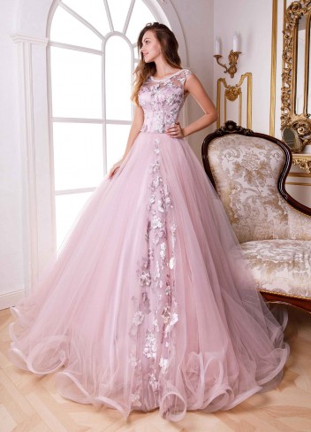 Ivana_Beaumond_Paris_Debutante_Primeiro_Amor_9