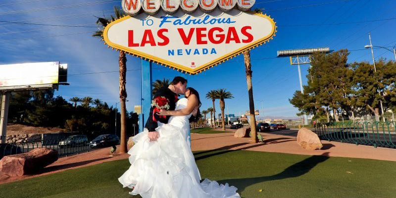 Casamento Em Vegas: Desvende Todos os Detalhes - Vestido de Noiva RJ