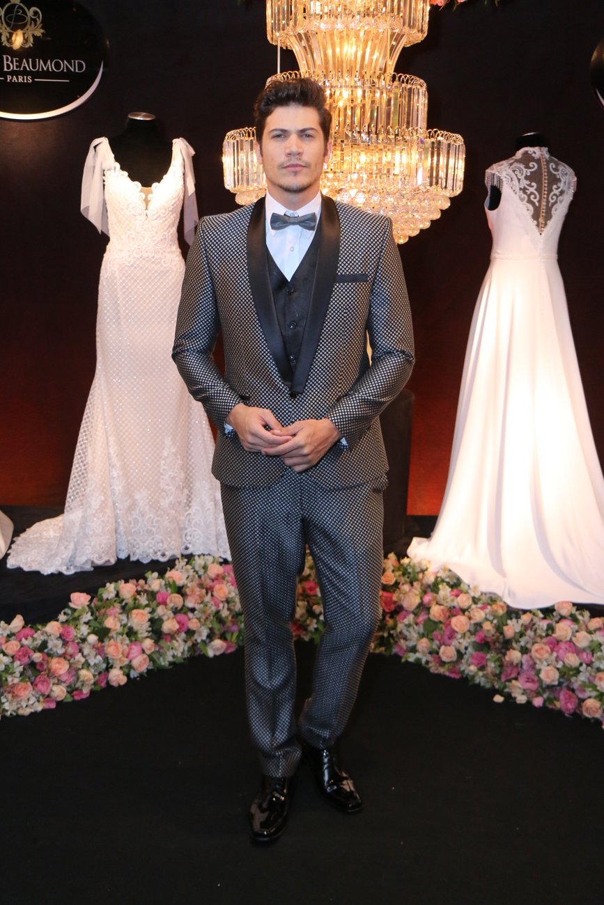 Desfile-Noivas-Inesqueciveis-Ivana-Beaumond-Paris-modelos-icweek-2018 (69)