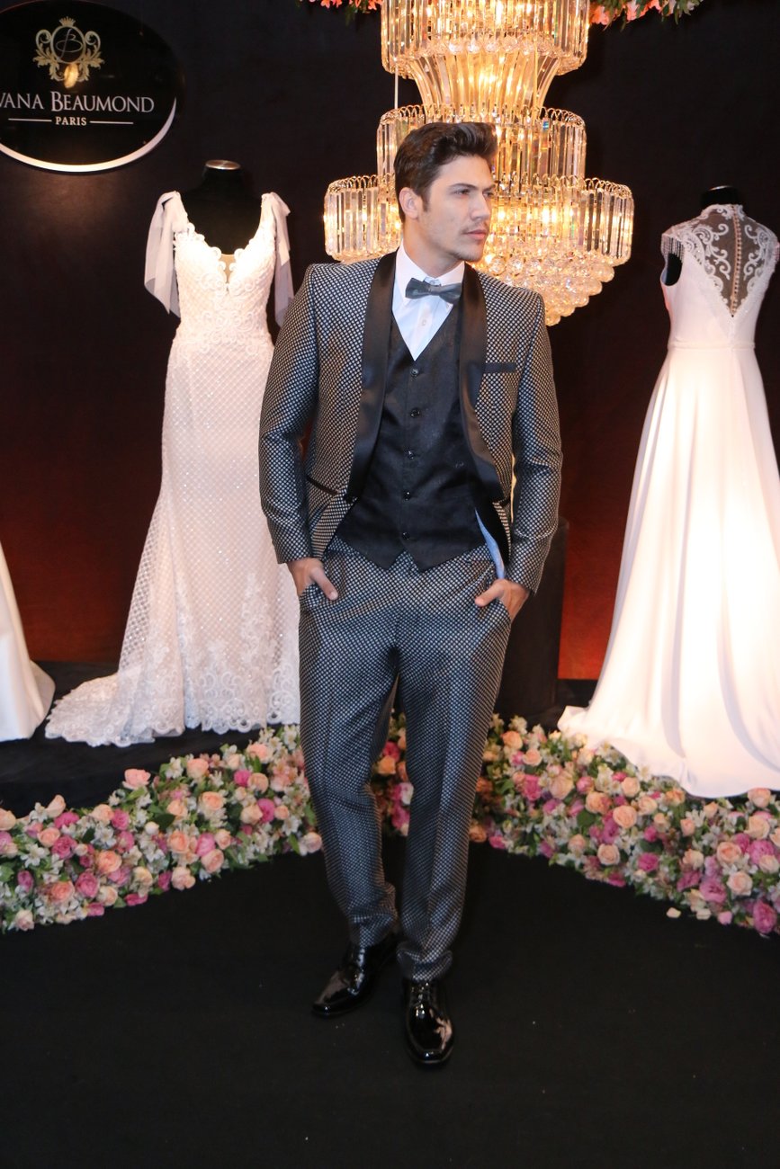 Desfile-Noivas-Inesqueciveis-Ivana-Beaumond-Paris-modelos-icweek-2018 (72)