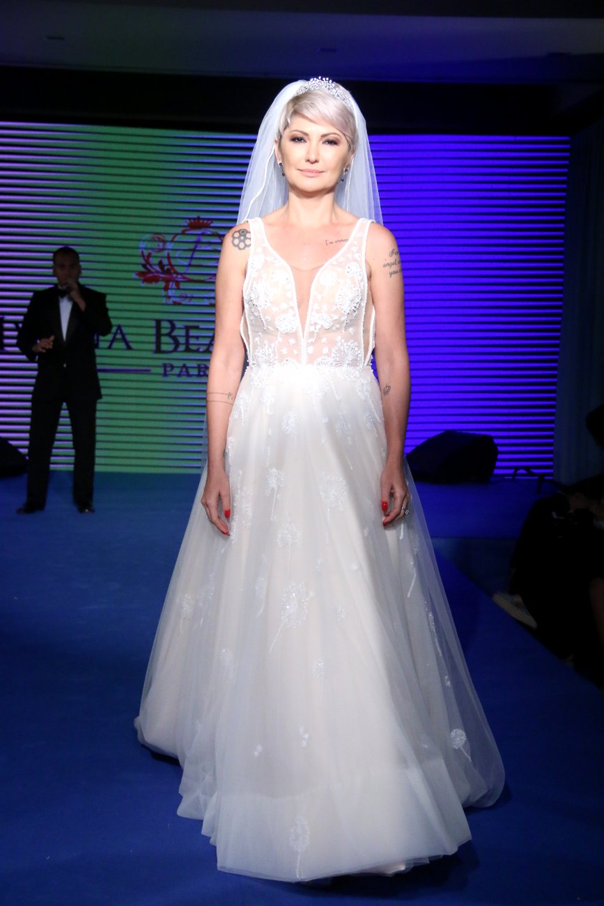 Desfile-Noivas-Inesqueciveis-Ivana-Beaumond-Paris-modelos-icweek-2018 (94)