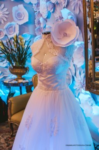 AdrianaBombom-DaniVieira-SheslaineHayalla-desfilam-de-IvanaBeaumond-no-inesquecivel-casamento-icweek-2017 (10)