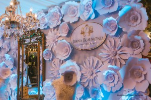 AdrianaBombom-DaniVieira-SheslaineHayalla-desfilam-de-IvanaBeaumond-no-inesquecivel-casamento-icweek-2017 (18)