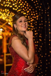 Festa-de-Debutante-RafaelaAloise_Vestido-Sob-medida_Blog-IvanaBeaumond (3)