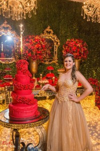 Festa-de-Debutante-RafaelaAloise_Vestido-Sob-medida_Blog-IvanaBeaumond (5)