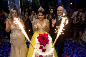 Tallita-Vestido-de-debutante-festa-de-15anos-aniversariante-vestidos-rj-BlogIvanaBeaumond (5)