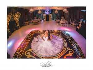 amandalandim-festa-de-15-anos-debutante-aniversario-vestidos-sobmedida-exclusivos-dourado-marsala-BYIVANABEAUMONDPARIS (24)