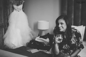 casamento-heloisa-e-david-vestido-de-noiva-atelier-ivana-beaumond-paris (5)