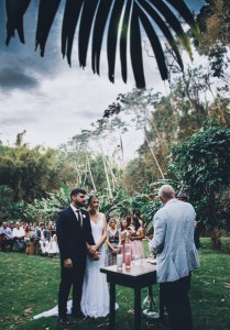 casamento-no-campo-glaucia-e-felipe-vestido-de-noiva-ivana-beaumond(39)