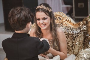 nahaiany-ribeiro-15-anos-vestido-ivana-beaumond (1)