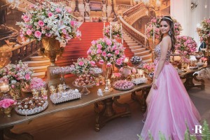 nahaiany-ribeiro-15-anos-vestido-ivana-beaumond (11)