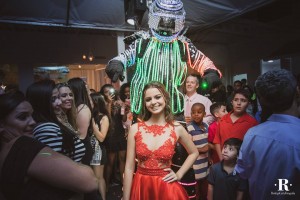 nahaiany-ribeiro-15-anos-vestido-ivana-beaumond (7)